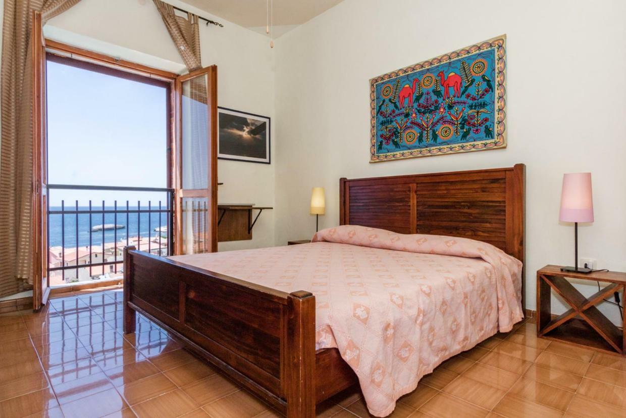 Mare Lughente Bed & Breakfast S'Archittu Dış mekan fotoğraf