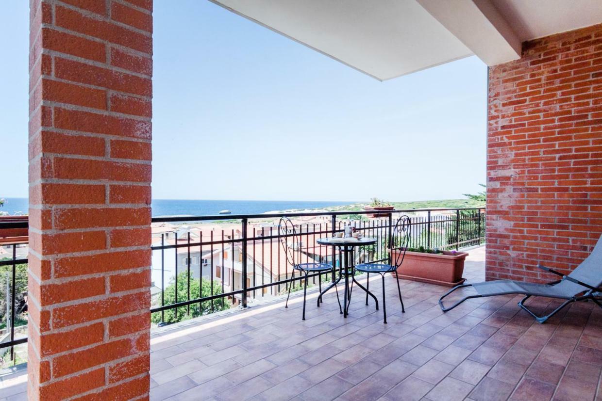 Mare Lughente Bed & Breakfast S'Archittu Dış mekan fotoğraf