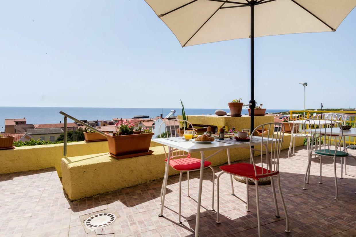 Mare Lughente Bed & Breakfast S'Archittu Dış mekan fotoğraf