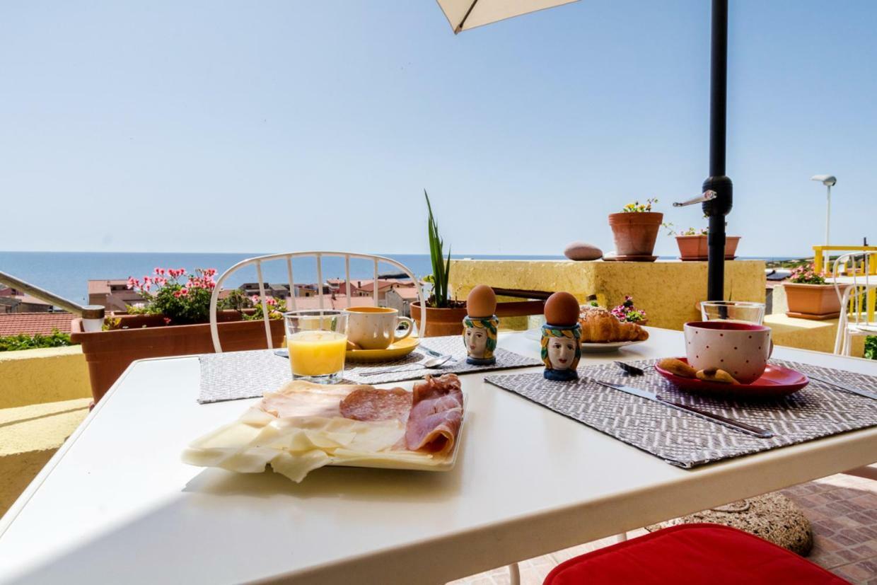 Mare Lughente Bed & Breakfast S'Archittu Dış mekan fotoğraf