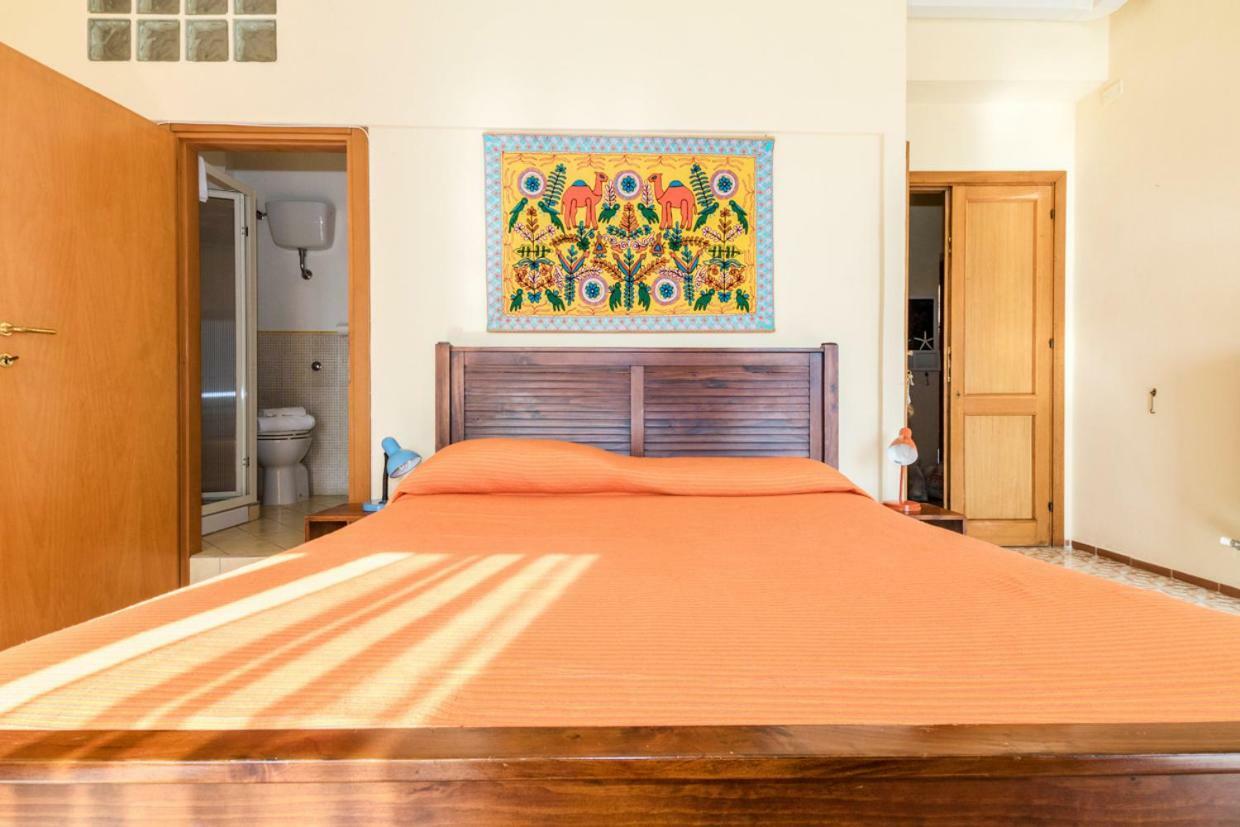 Mare Lughente Bed & Breakfast S'Archittu Dış mekan fotoğraf