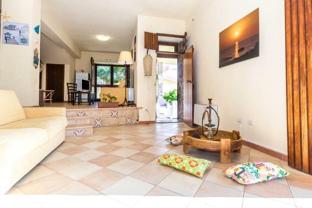 Mare Lughente Bed & Breakfast S'Archittu Dış mekan fotoğraf