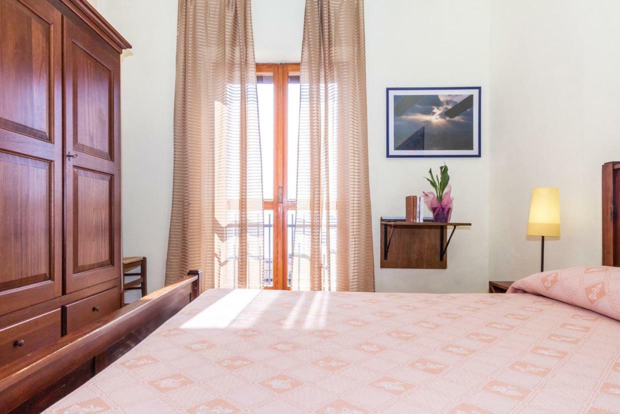 Mare Lughente Bed & Breakfast S'Archittu Dış mekan fotoğraf