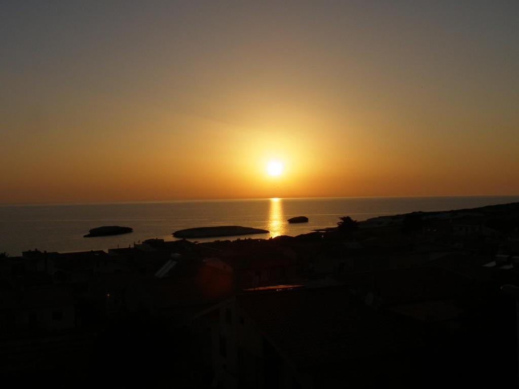 Mare Lughente Bed & Breakfast S'Archittu Dış mekan fotoğraf